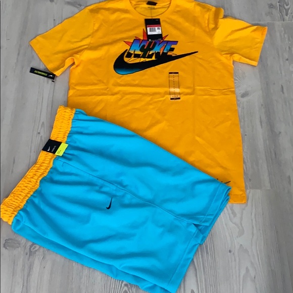 Nike Other - Nike set large for men